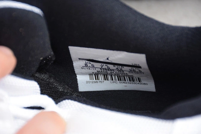 Cheap MAX  Black 11 White 